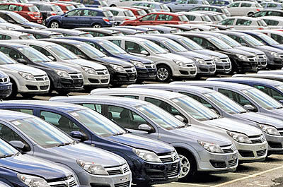 امید در بازار برای واردات خودرو و افزایش تولید داخل از دلایل کاهش قیمت خودرو است