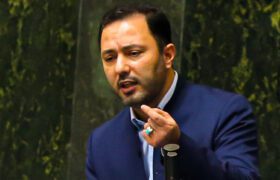 مجلس باید تصمیمات سخت بگیرد و دولت هم باید با هر سختی‌ای اجرا کند
