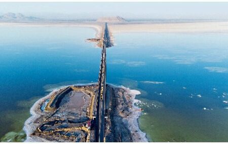 واگذاری ستاد احیای دریاچه ارومیه به استانداری، تقلیل امر ملی است