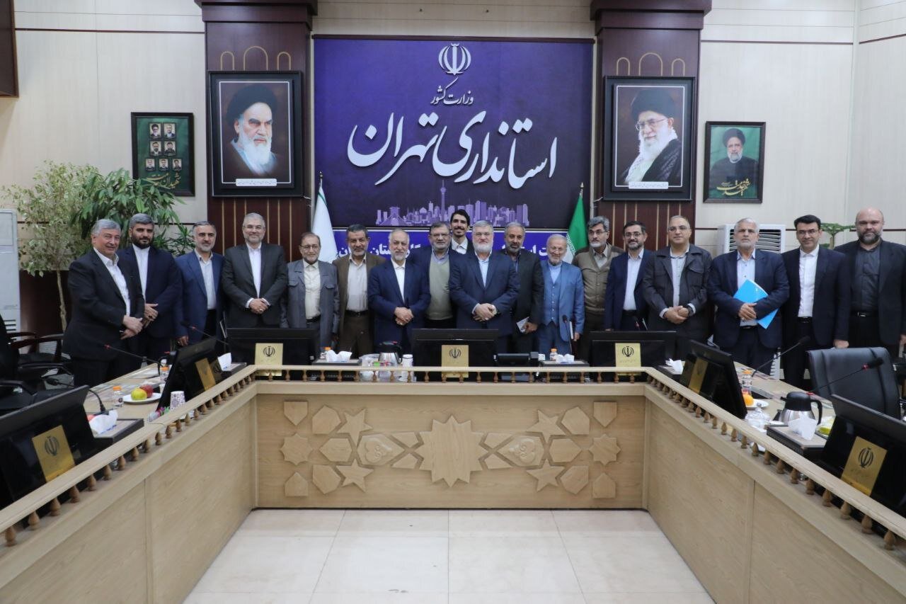 حل مشکلات استان تهران با حضور میدانی/ نیازمند جذب منابع و اعتبارات ملی هستیم