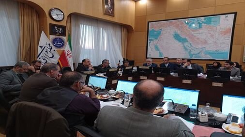 پیشنهاد افزایش حقوق کارمندان به ۳۰ درصد در کمیته تلفیق کمیسیون اجتماعی