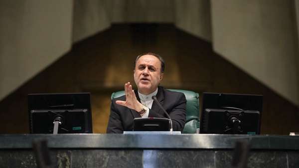 رضایت عمومی مردم اولویت مجلس است