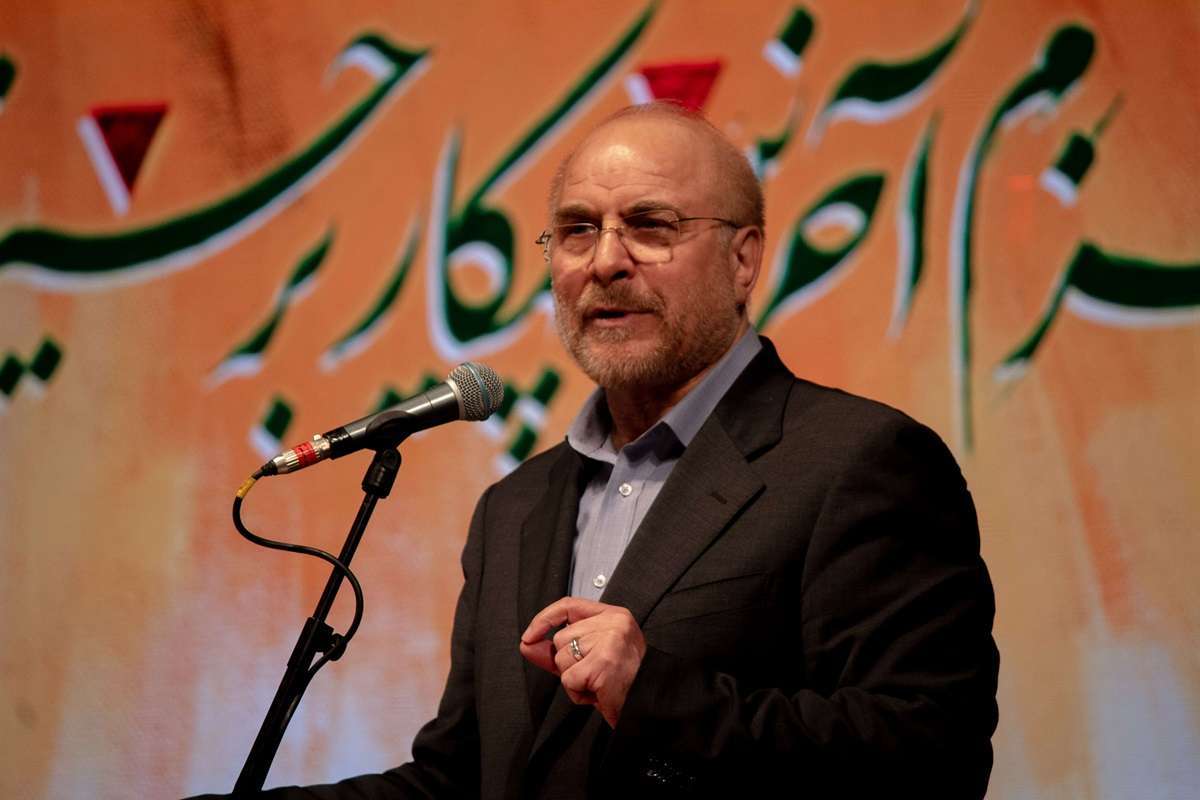 قدرت نظام ما در قلب مردم است، نه فقط موشکها/ پایبندی به قانون وظیفه شرعی و قانونی است
