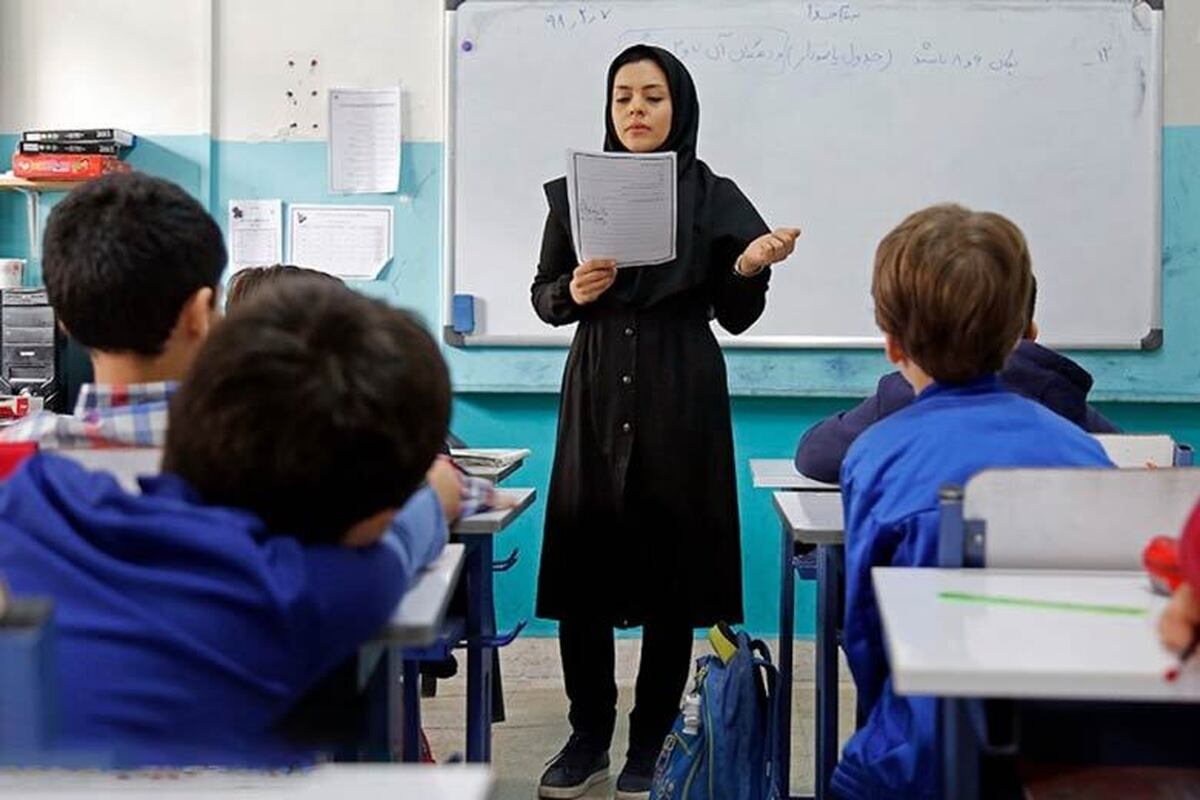 معلمان خواستار همسان‌سازی حقوق با تورم شدند