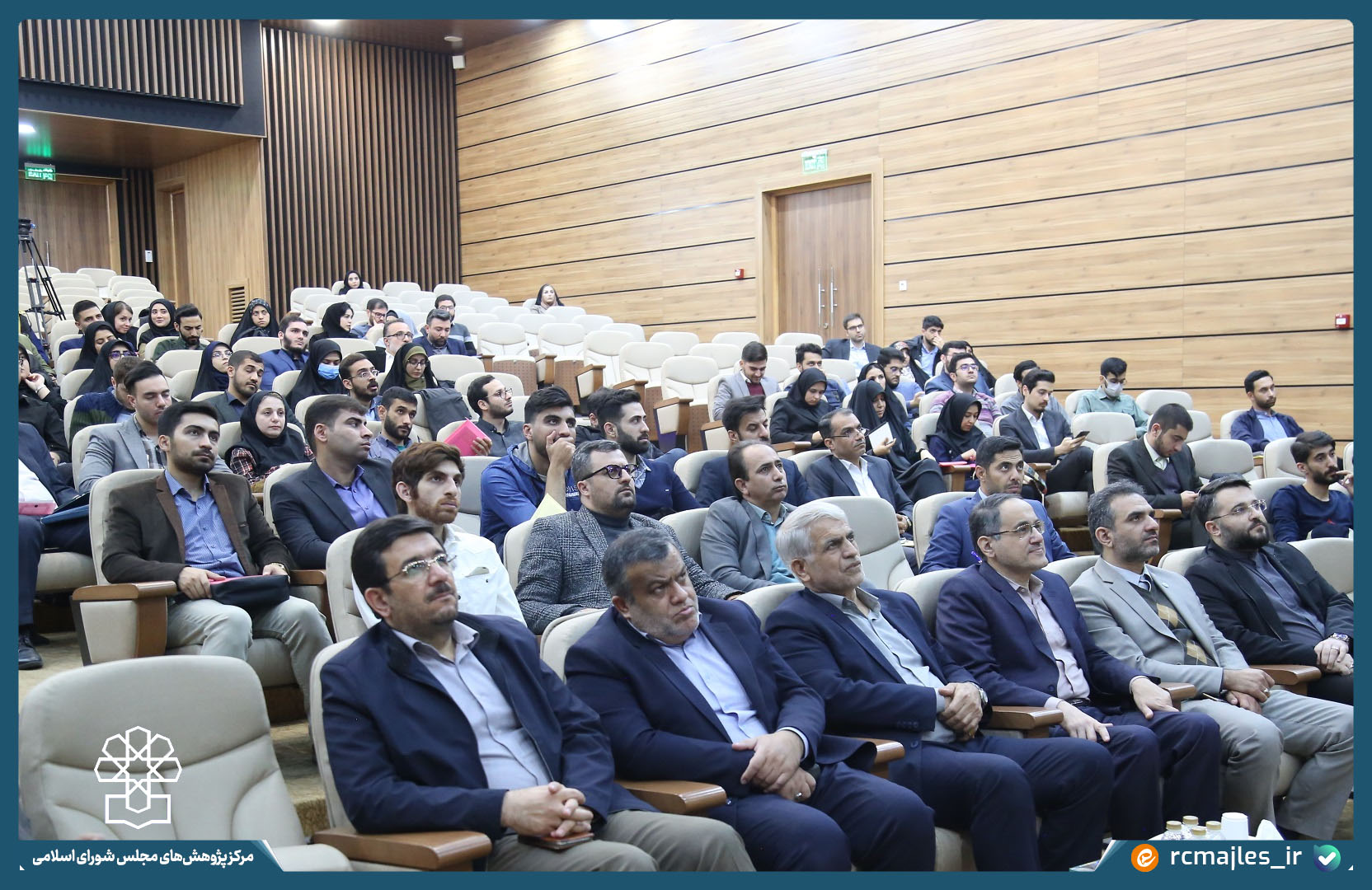 روایتی نو از چهارمین دوره پارلمان دانشجویی