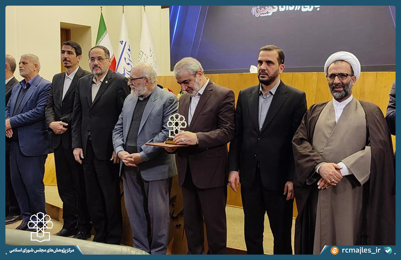 روایتی نو از رویداد جایزه قانون