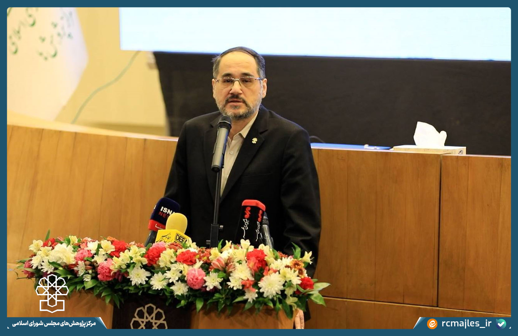 نگاه تک بعدی به حاکمیت قانون نباید داشته باشیم/ سامانه های راه اندازی شده در مرکز پژوهش ها به حاکمیت قانون کمک می کند