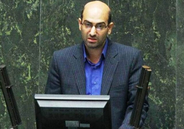 استیضاح همتی، پیشگیری از گسترش بحران اقتصادی کشور را تسهیل میکند