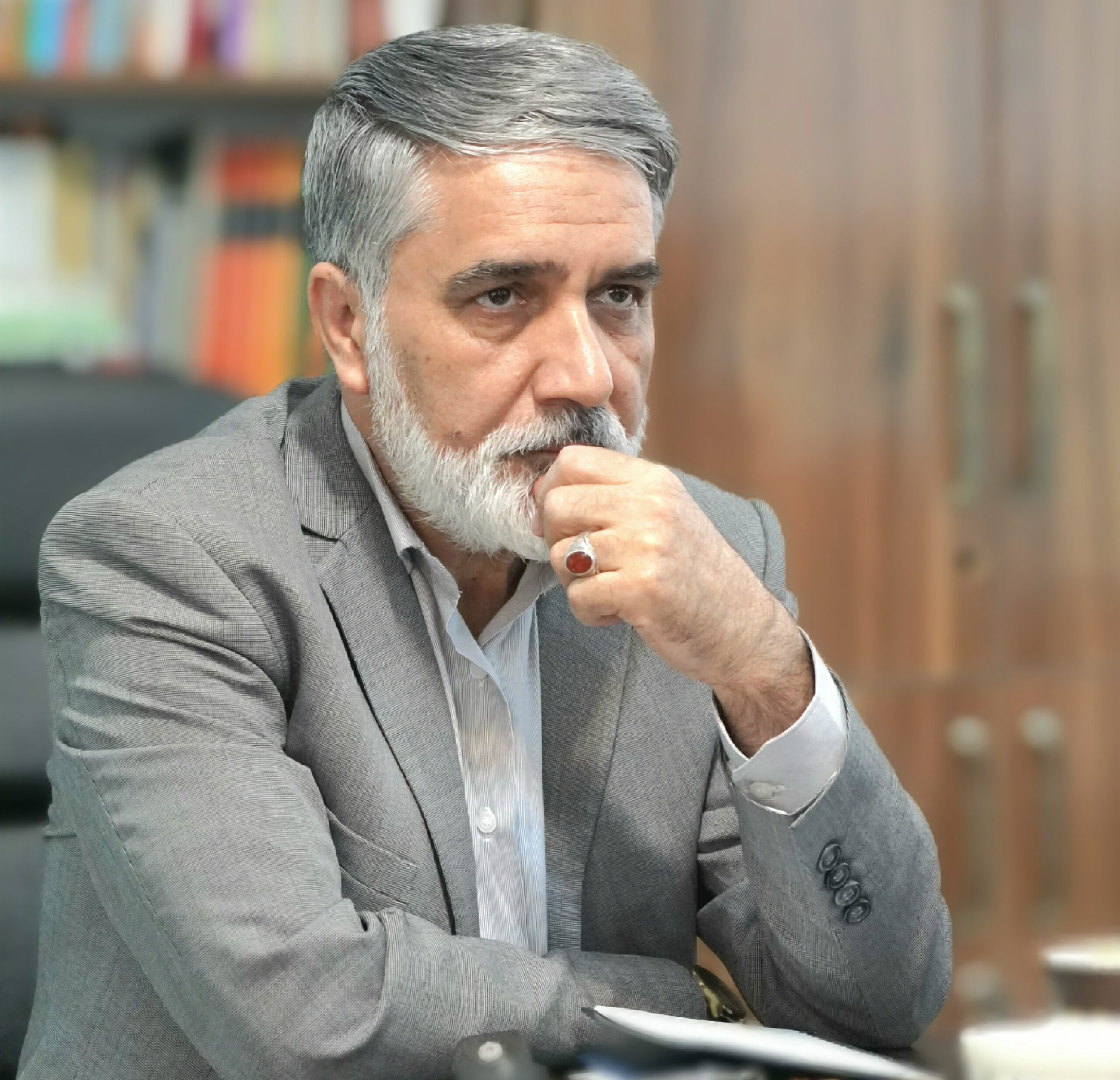 توضیحات مجید دوستعلی در خصوص استیضاح وزیر اقتصاد