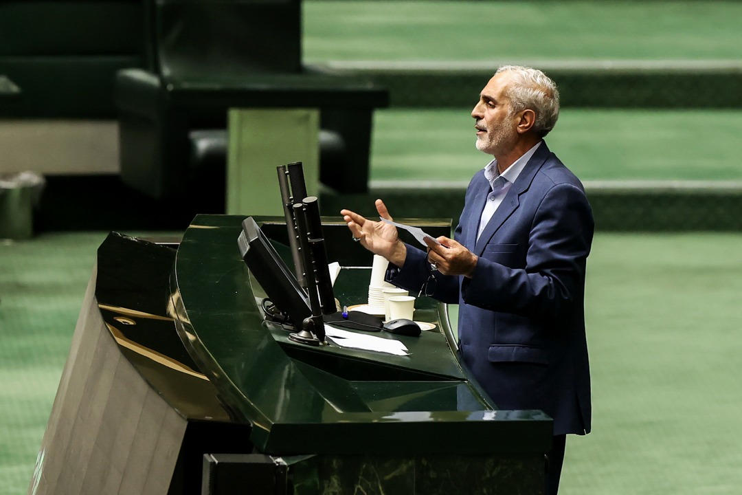 افزایش بنهای کارگری در کنار افزایش حقوق به کمک کارگران خواهد آمد