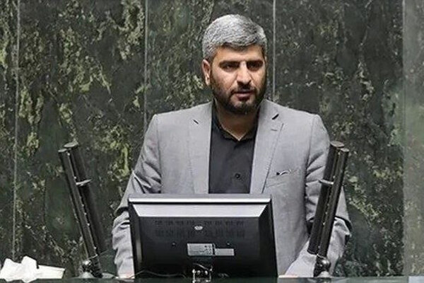 ملت ایران نیازی به اجازه آمریکا برای غنی‌سازی هسته‌ای ندارد