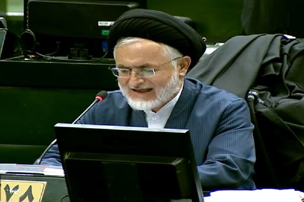 دولت مطالبات گندمکاران را پس از دو ماه هنوز پرداخت نکرده است