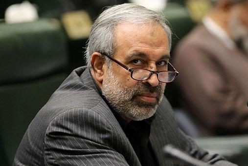 پیامک‌هایی با محتوای تهدید یا توصیه، تصمیم نمایندگان را تغییر نمی‌دهد