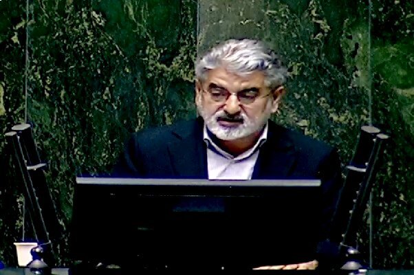 مذاکره باید بر اساس امتیازات واقعی ایران باشد؛ ملت زیر بار محاکمه نخواهد رفت