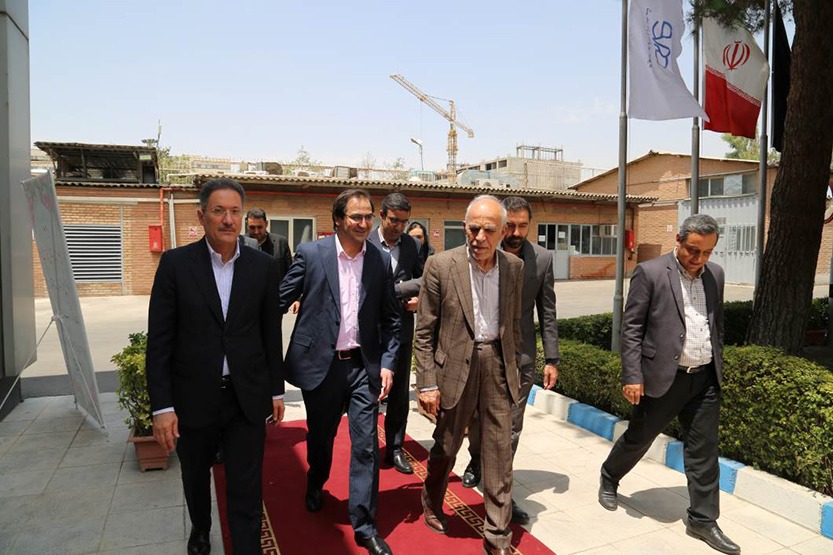 تقدیر نماینده رئیس‌جمهور از نقش محوری بانک ملی ایران در حمایت از اقتصاد کشور