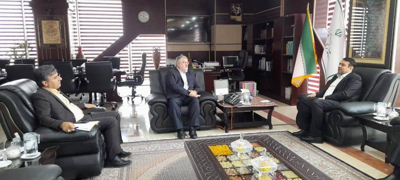 تاکید استاندار تهران بر هم‌افزایی بانک‌ها و دستگاه‌های اجرایی استان در دیدار با رئیس شورای هماهنگی بانک‌ها