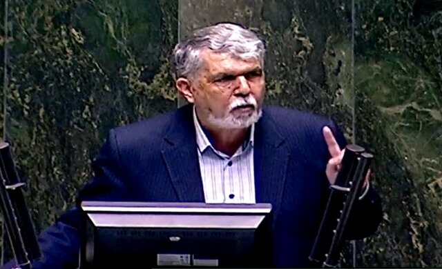 نمایندگان از پاسخ وزیر فرهنگ قانع نشدند