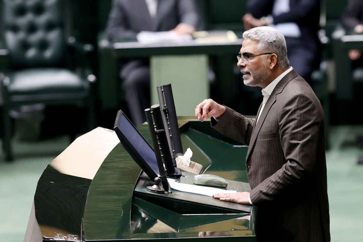 پیشنهاد وزارت صمت، آغاز هرجومرج ارزی است