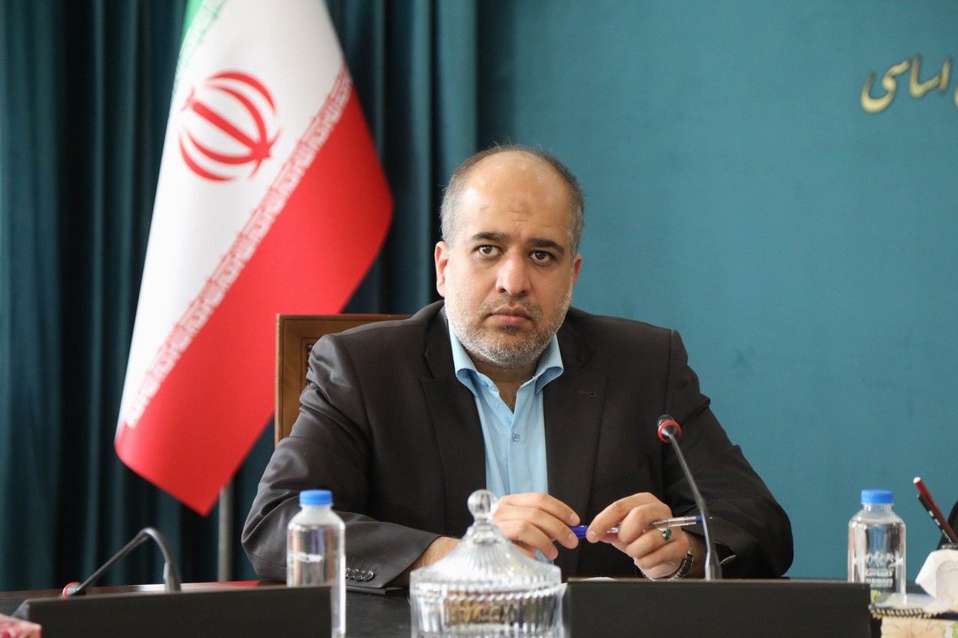 انحلال بانک آینده باید آغاز ماجرای برخورد با متخلفین بانکی باشد نه پایان آن/ با سهامداران متخلف و مقصر بانک آینده برخورد جدی شود