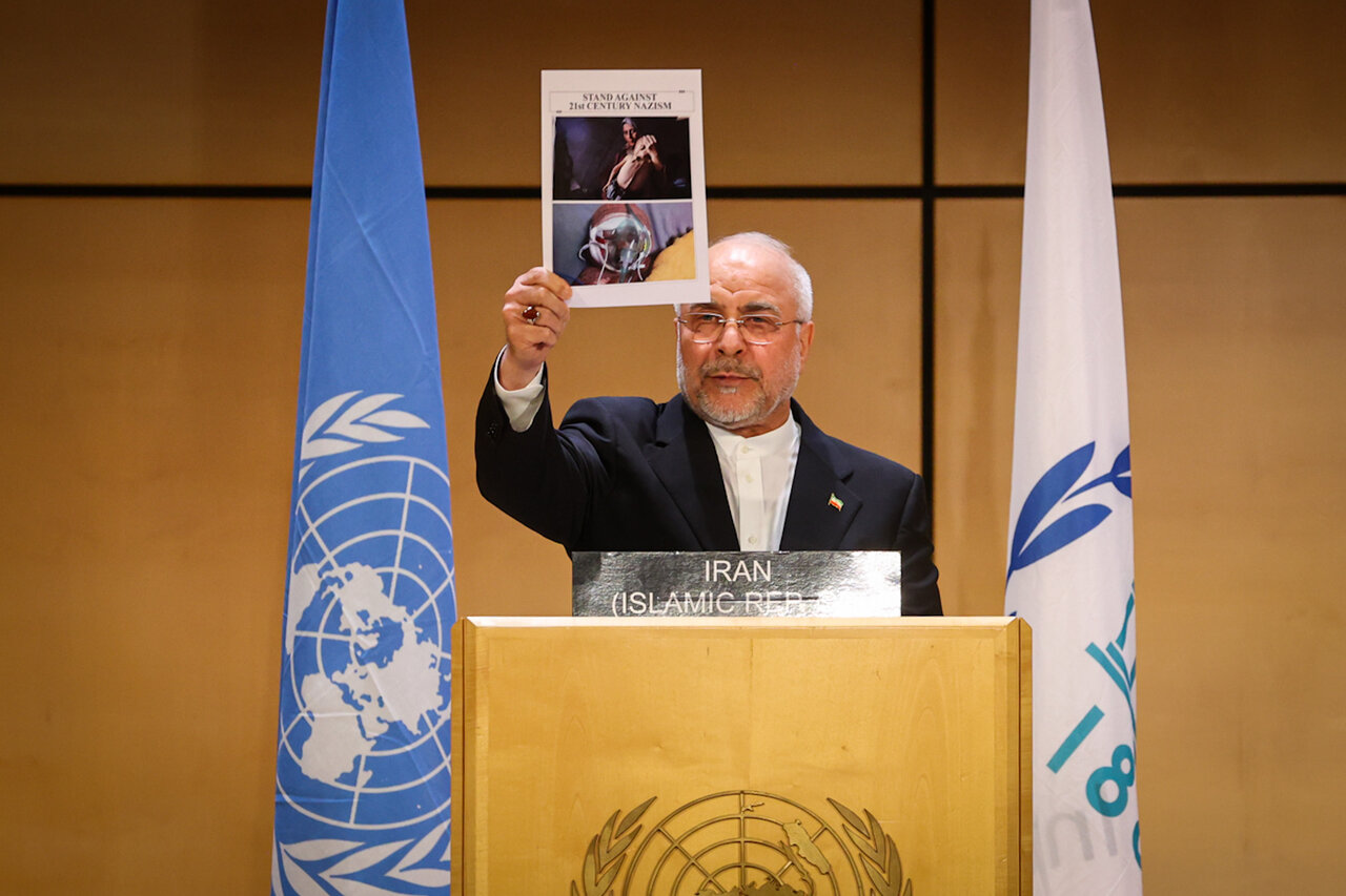 پیش از آنکه دیر شود باید جلوی نازیهای قرن بیستویکم را گرفت