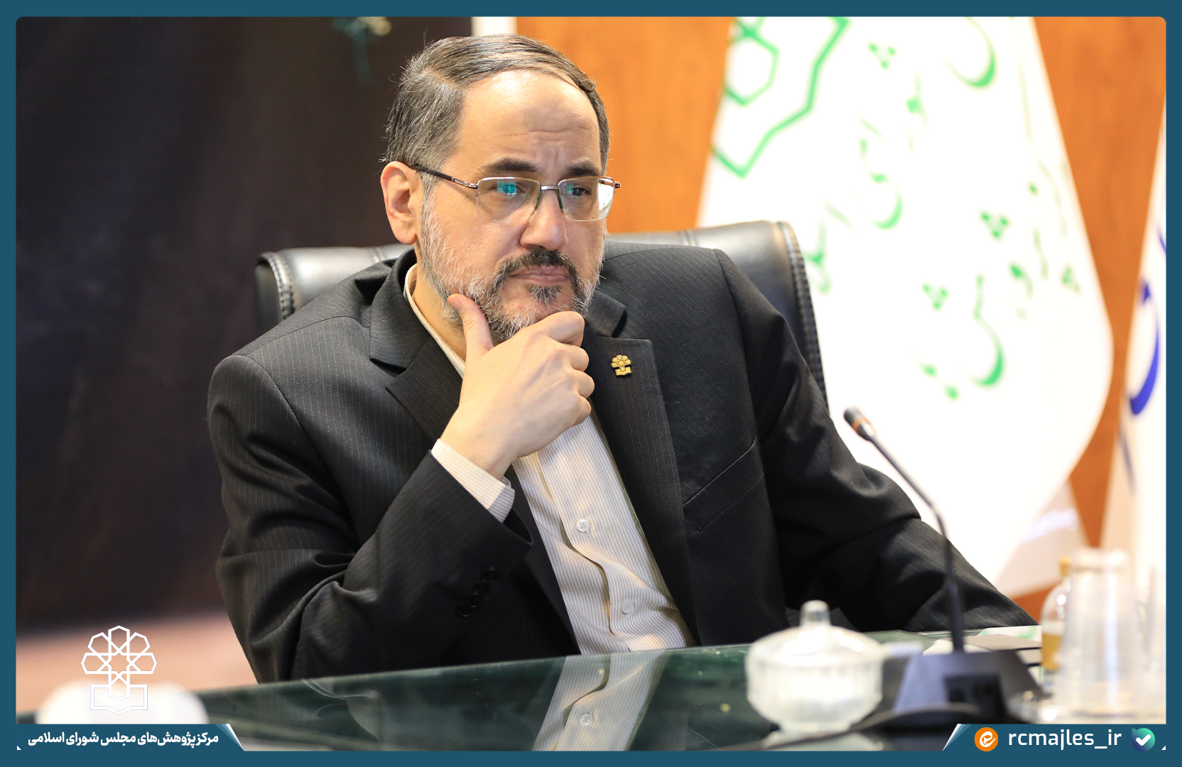 مردم باید بدانند جنگ بر سر نظم آینده منطقه و استقلال و موجودیت ایران است