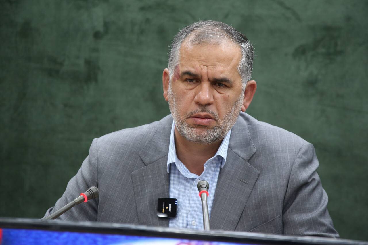 پرداخت ۹۰ درصد هزینه‌های درمانی از جیب فرهنگیان بازنشسته، با عدالت اجتماعی سازگار نیست