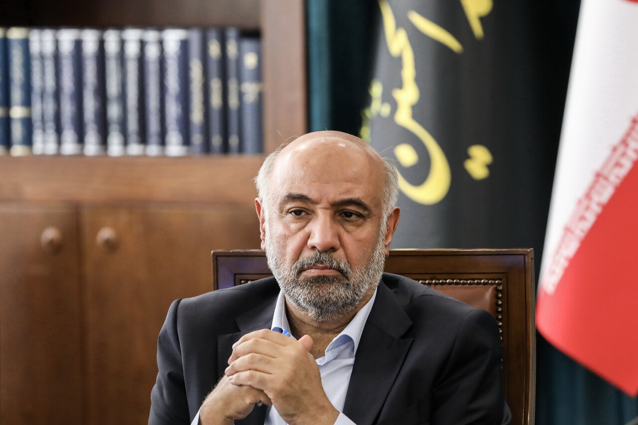 احمد میدری دومین کارت زرد را از مجلس دریافت کرد