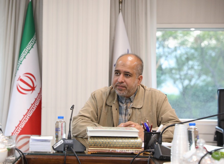 حلقه سیاسی اطراف وزیر مانع اصلاح و ایجاد رفاه شده است