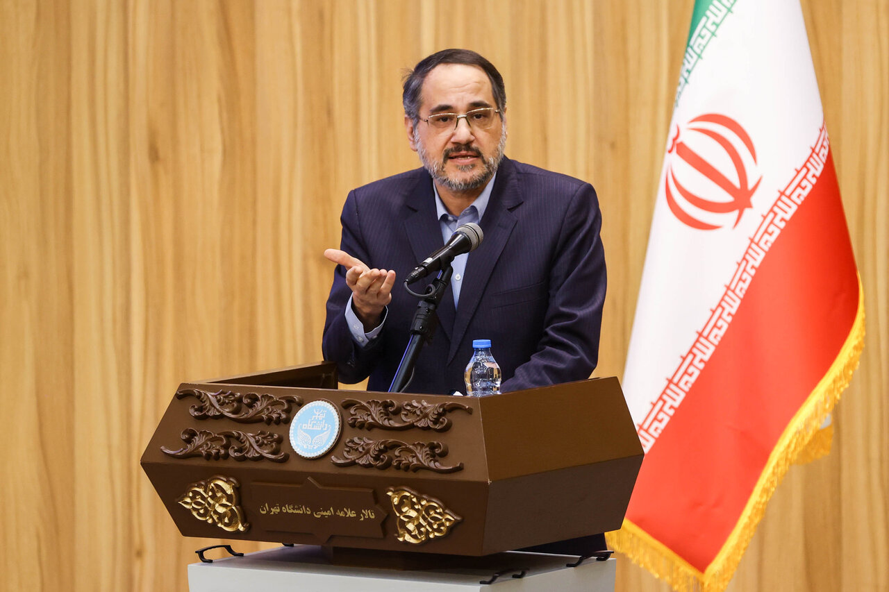 کارآفرینی اجتماعی تزریق شرافت اجتماعی به سود و زیان اقتصادی است