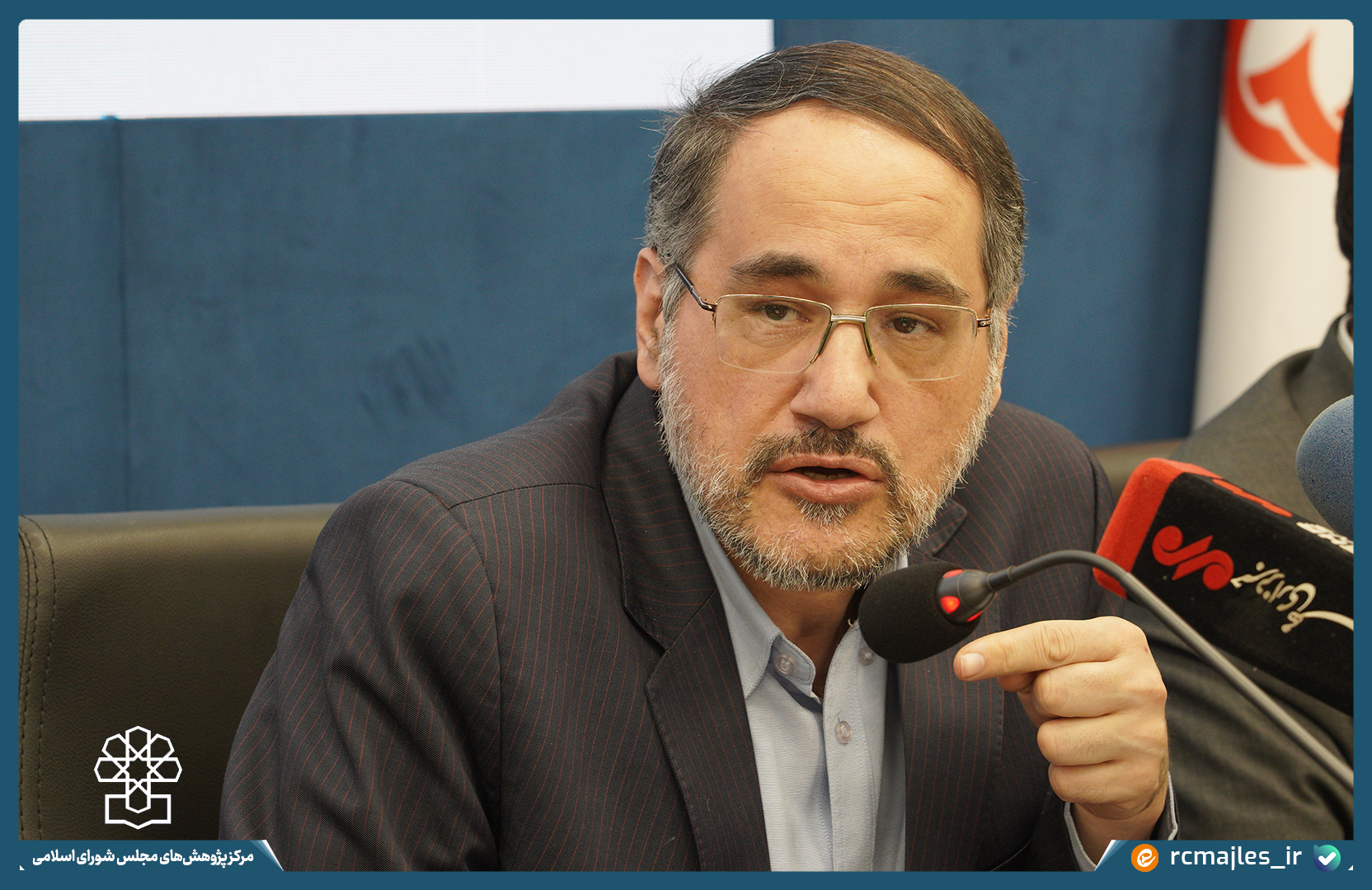 از معیارهای شرافت هر جامعه، میزان توجه آن به معلولان و صداهای ناشنیده است/ از نابینایان درس حرکت و شرافت بیاموزیم