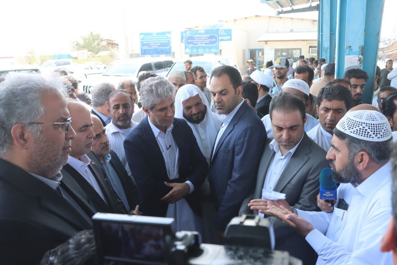 از بیمه تا لایروبی؛ فهرست مشکلات صیادان مکران بر زبان نماینده چابهار