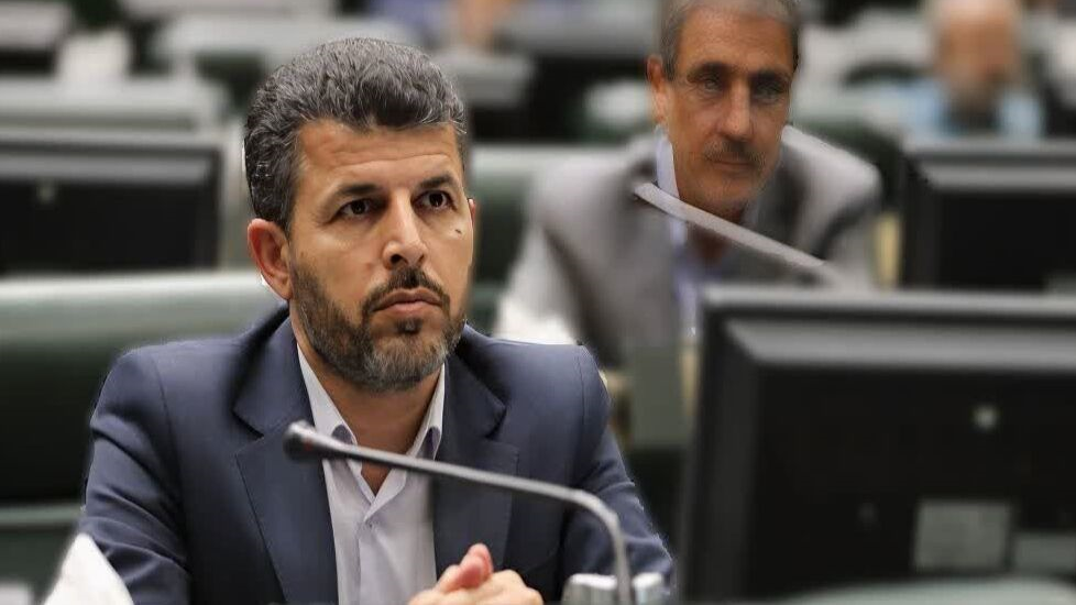 ورود فاضلاب به رودخانه دز، منابع آبی خوزستان را تهدید می‌کند