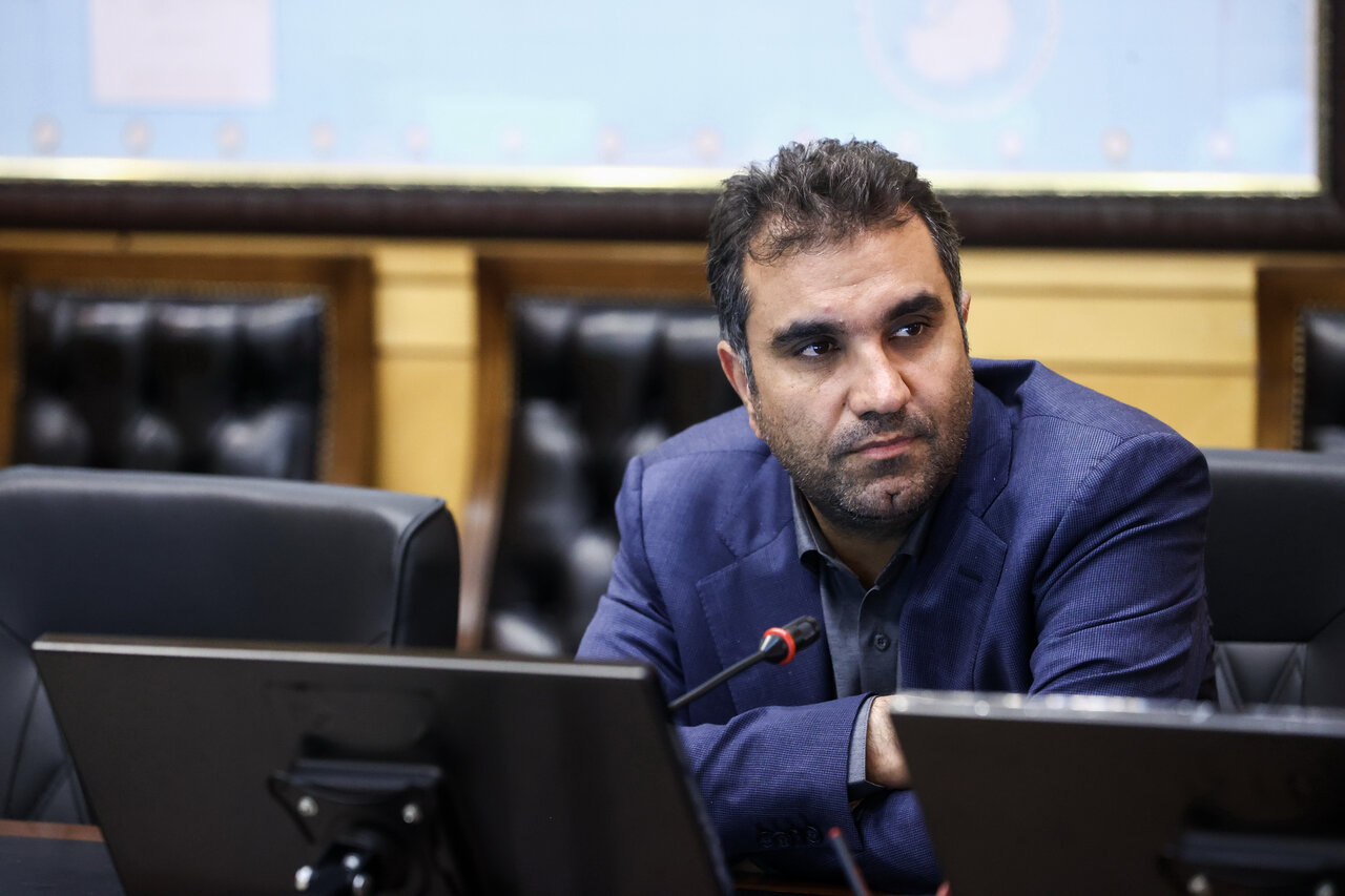 سلامت مردم خط قرمز است؛ بررسی آلودگی کارخانه شیشه آغاز شد