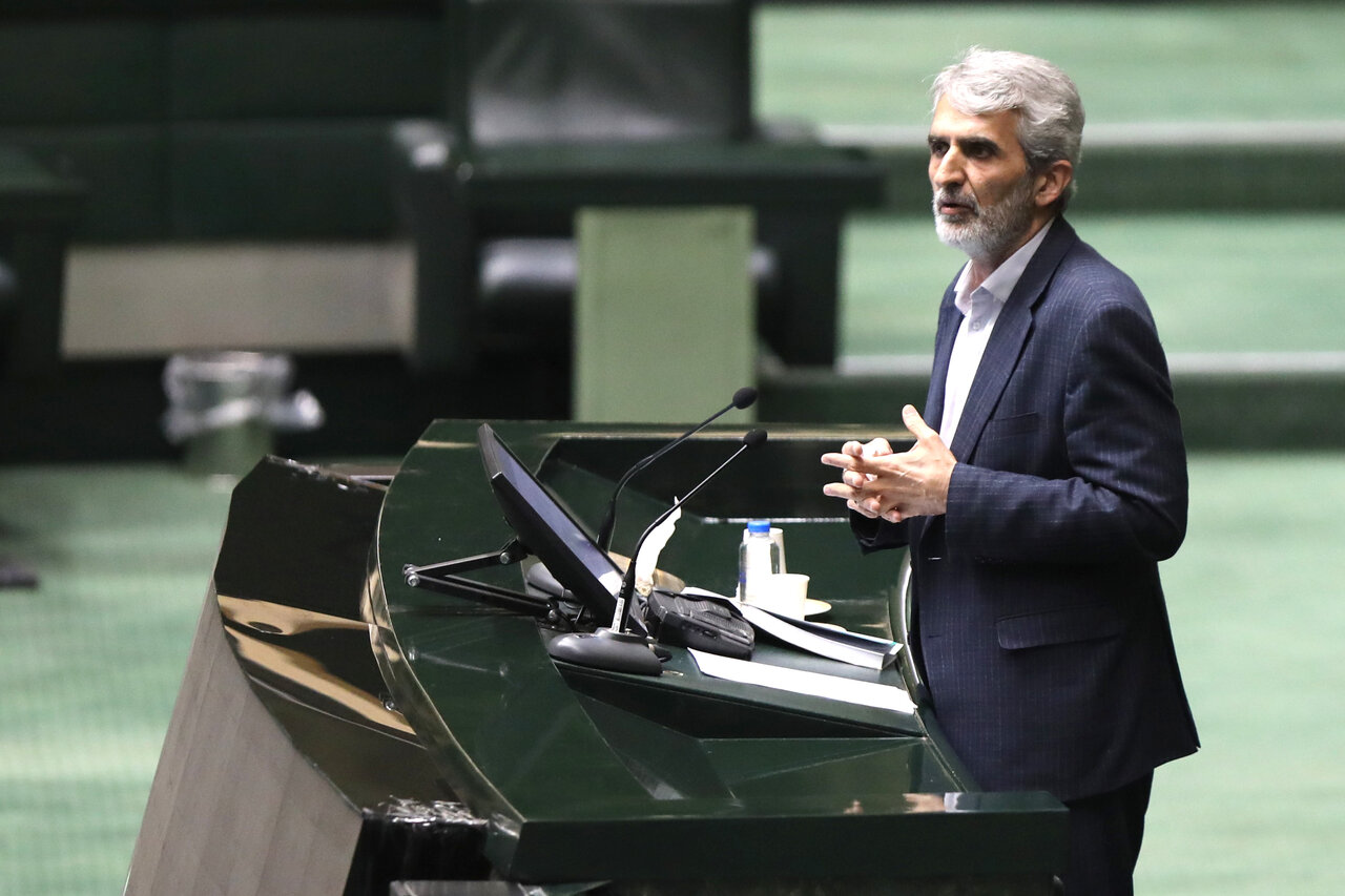 ۶۰ درصد احکام برنامه هفتم در سال اول اجرا نشده است