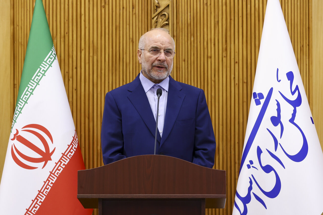 توسعه روابط اقتصادی محور اصلی سفر به پاکستان