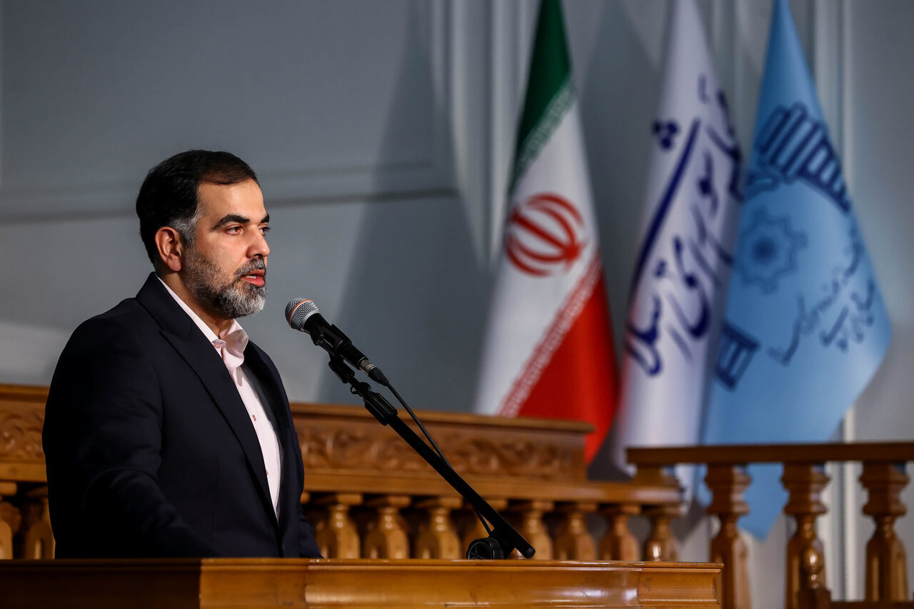 ما مالک تراث نیستیم؛ باید آن را از محبس تاریخ خارج و به زبان امروز روایت کنیم