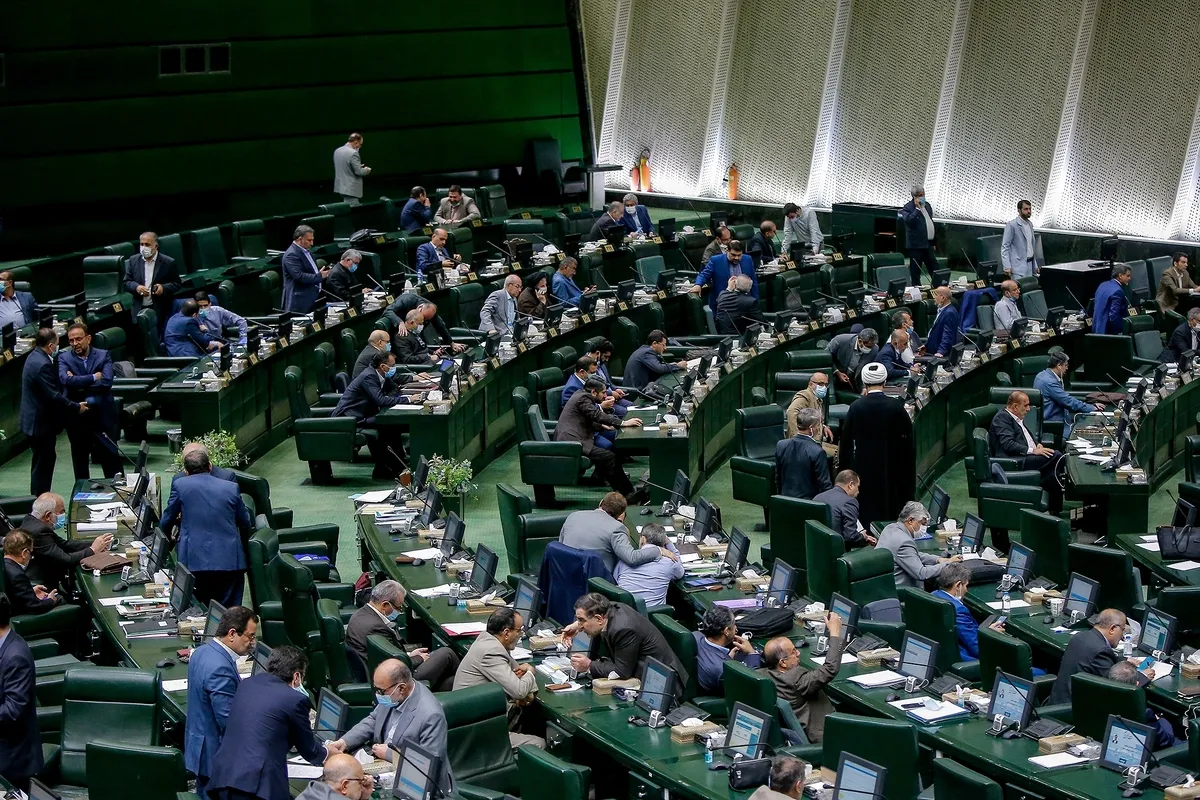 درخواست نمایندگان از رئیس قوه قضائیه برای برخورد با بیقانونیها در حوزه حجاب