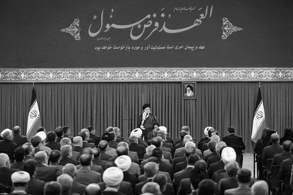 ملت ایران خون پاک امام خامنه‌ای را سرمایه‌ای برای پیشرفت و اقتدار و تحقق اهداف انقلاب خواهد کرد