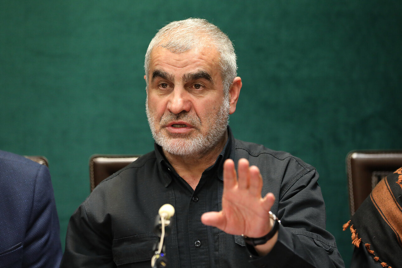 خونخواهی در دستور کار ماست؛ تا ابد با دشمن پدرکشتگی داریم